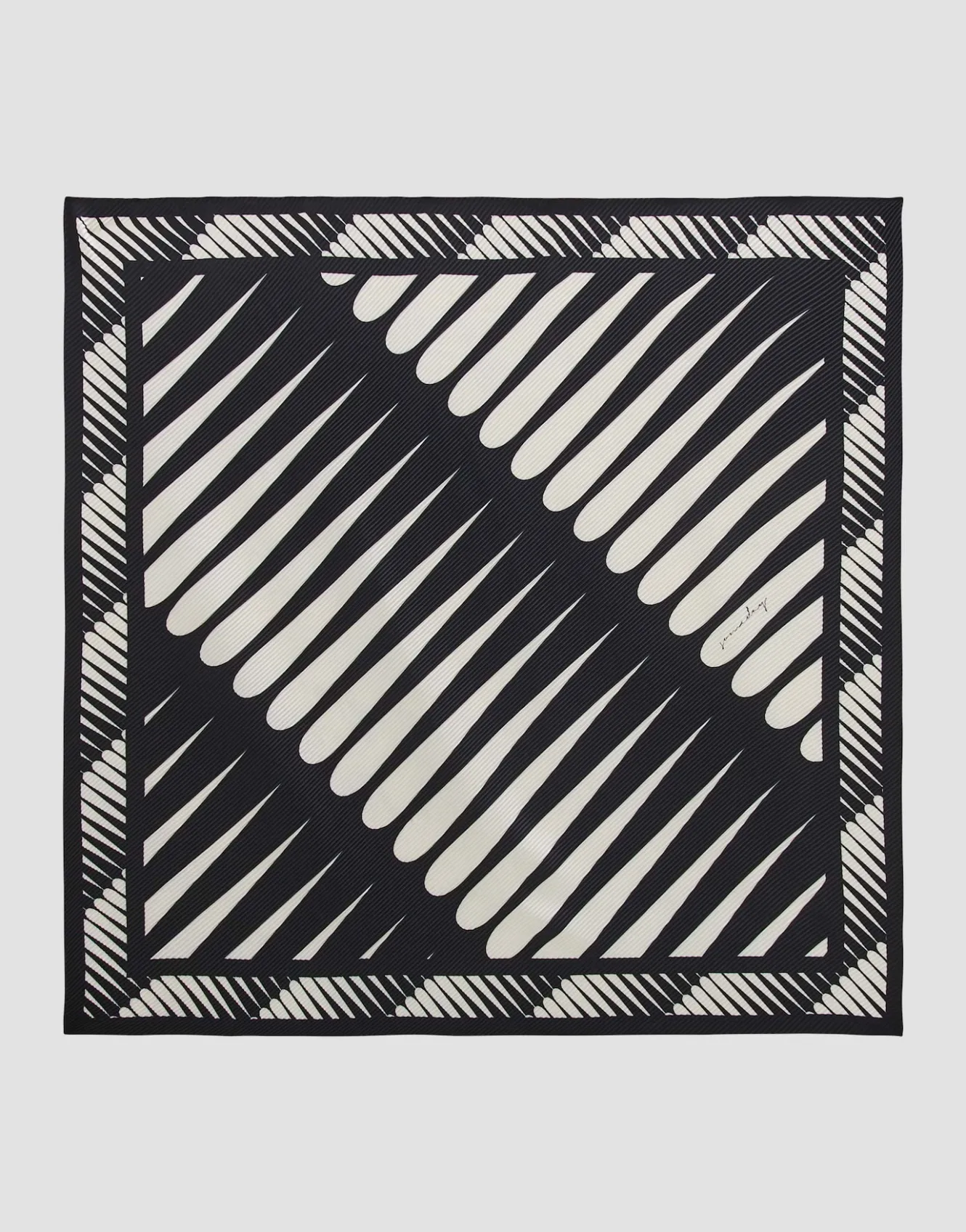 tuch_bienna_scarf_schwarz_online_bestellen_3.webp OPUS Tuch Bienna Scarf Schwarz Online Bestellen^Damen Accessoires