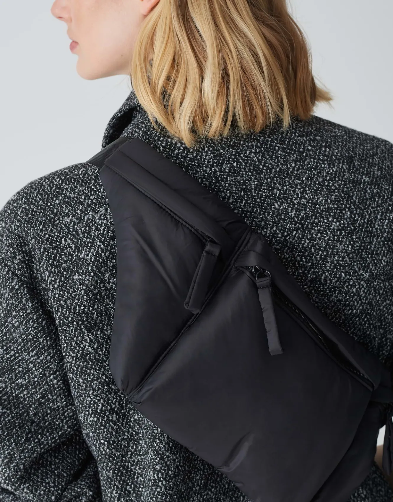 umhngetasche_asandi_bag_schwarz_online_bestellen_2.webp OPUS Umhängetasche Asandi Bag Schwarz Online Bestellen^Damen Accessoires