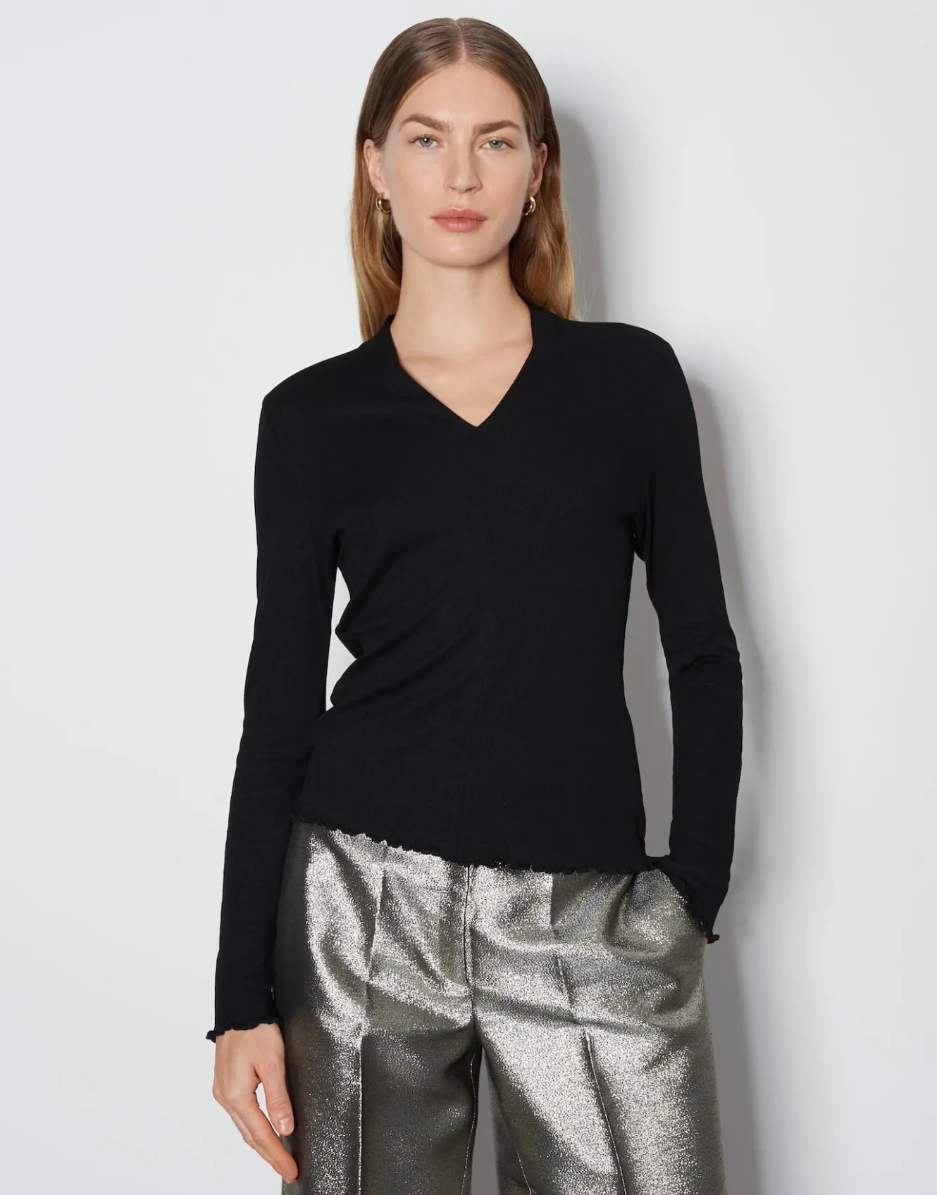 vshirt_kalya_schwarz_online_bestellen_1.webp OPUS V-Shirt Kalya Schwarz Online Bestellen^Damen Shirts