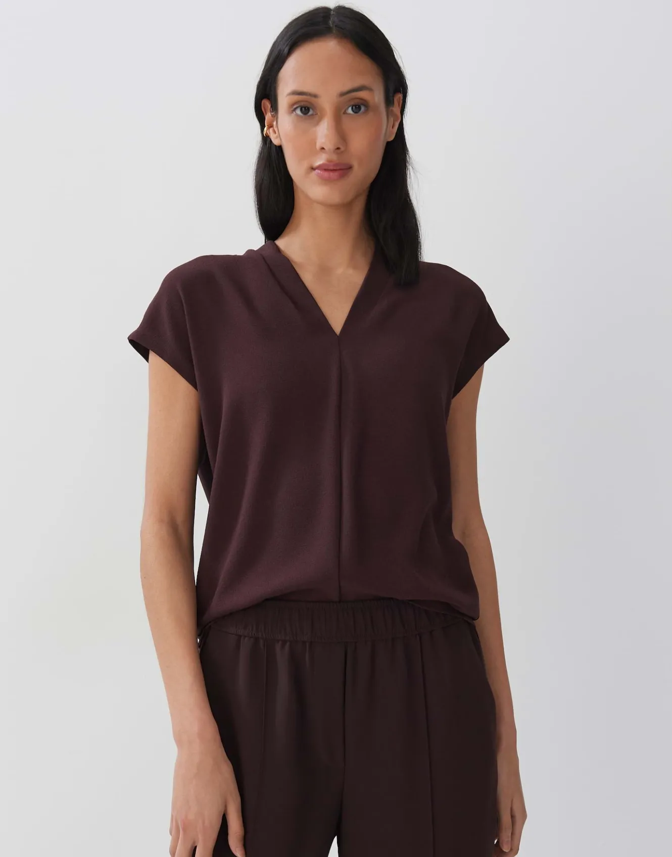 vshirt_kelcy_rot_online_bestellen_1.webp OPUS V-Shirt Kelcy Rot Online Bestellen^Damen Shirts