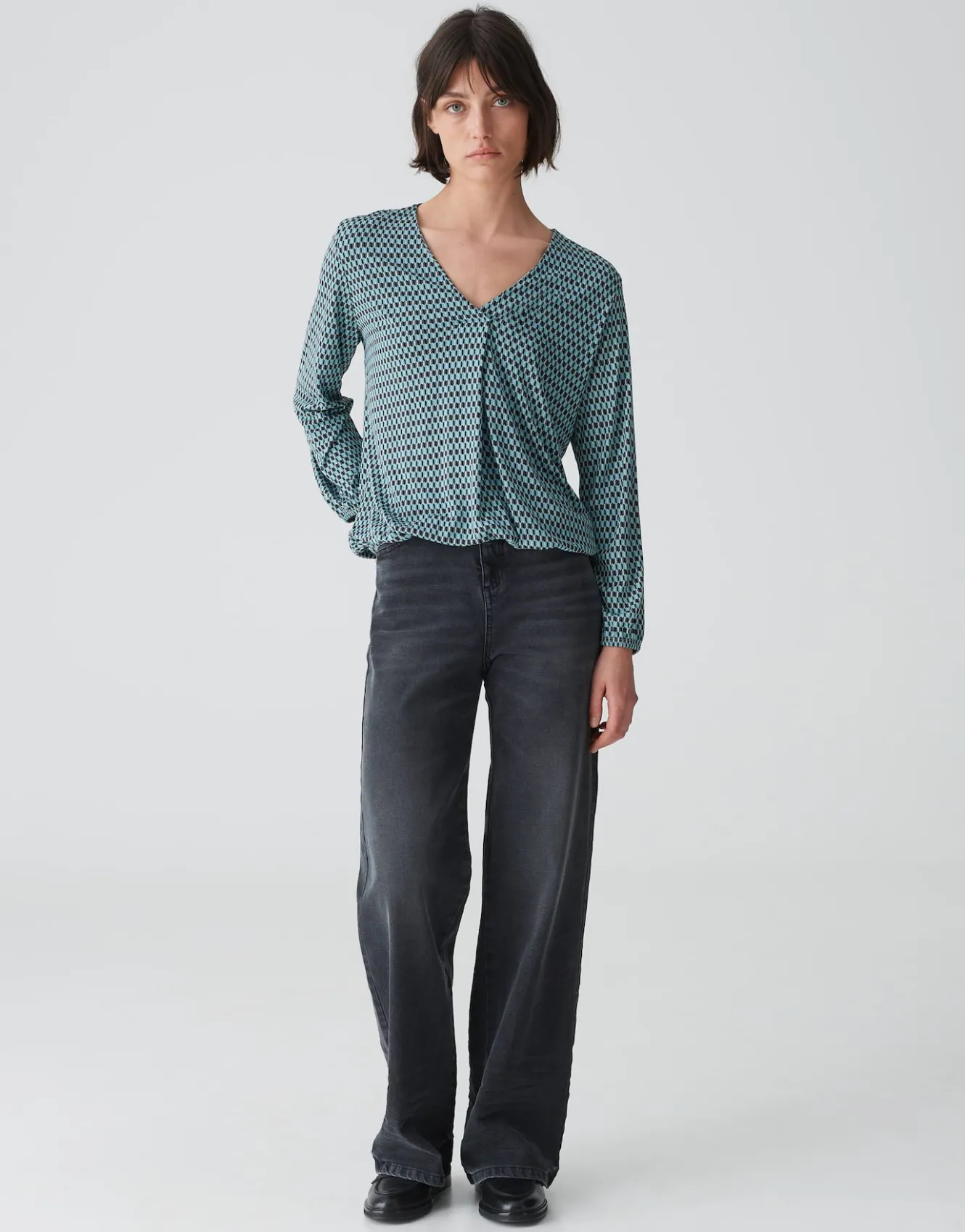 vshirt_sannah_tradition_blau_online_bestellen_5.webp OPUS V-Shirt Sannah Tradition Blau Online Bestellen^Damen Shirts