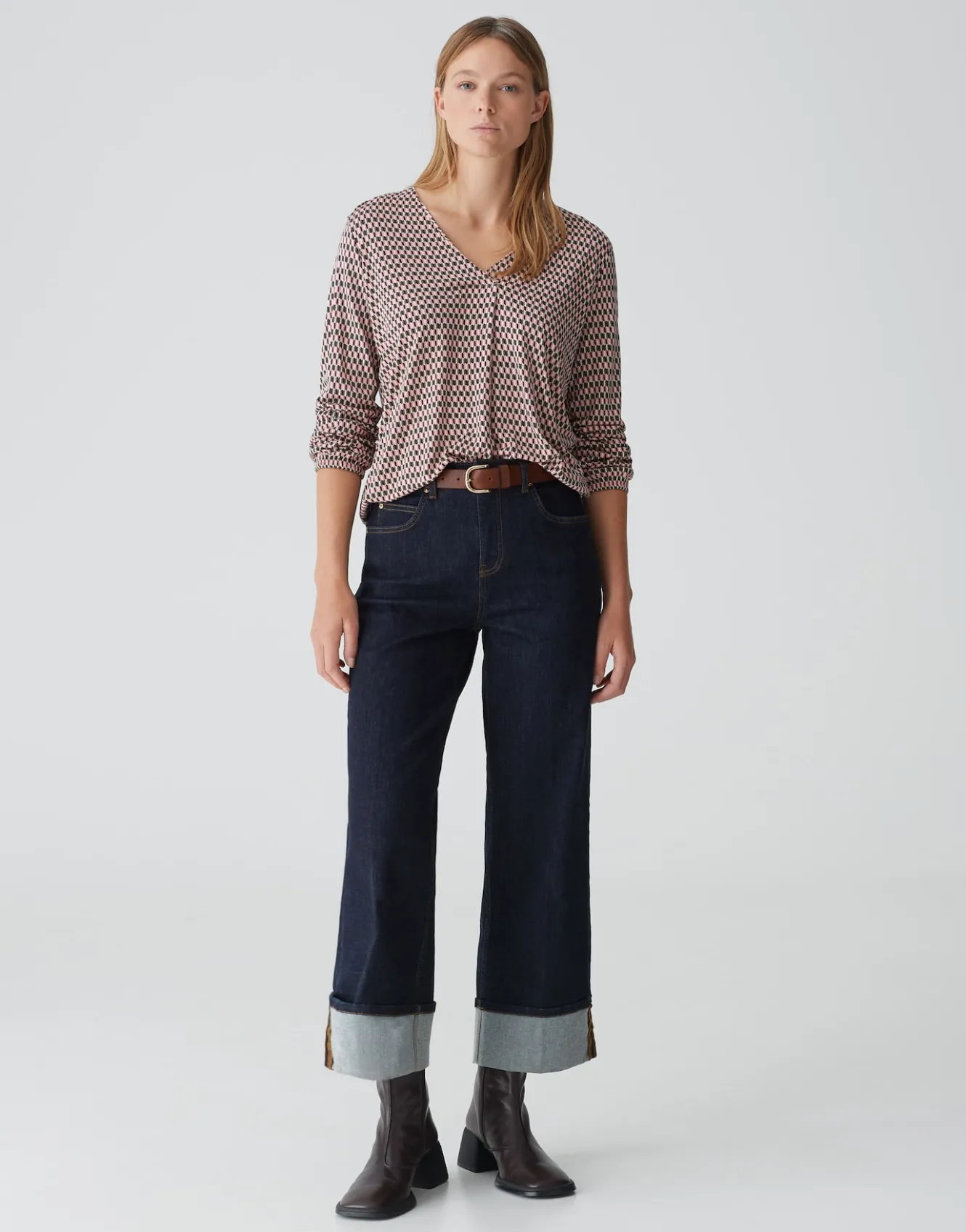 vshirt_sannah_tradition_ros_online_bestellen_0.webp OPUS V-Shirt Sannah Tradition Rosé Online Bestellen^Damen Shirts