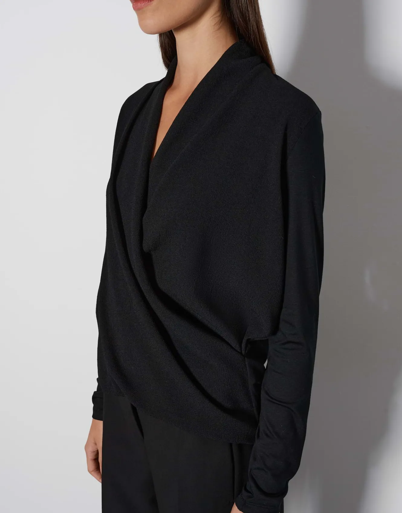 wickelshirt_kyleen_schwarz_online_bestellen_3.webp OPUS Wickelshirt Kyleen Schwarz Online Bestellen^Damen Shirts