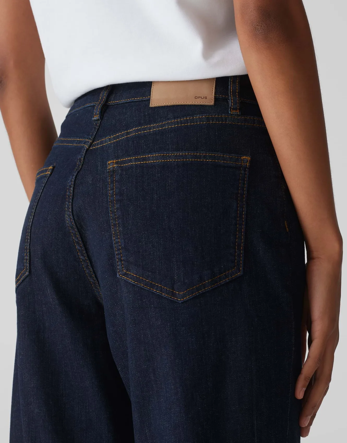 wide_cropped_jeans_momito_blau_online_bestellen_4.webp OPUS Wide Cropped Jeans Momito Blau Online Bestellen^Damen Jeans