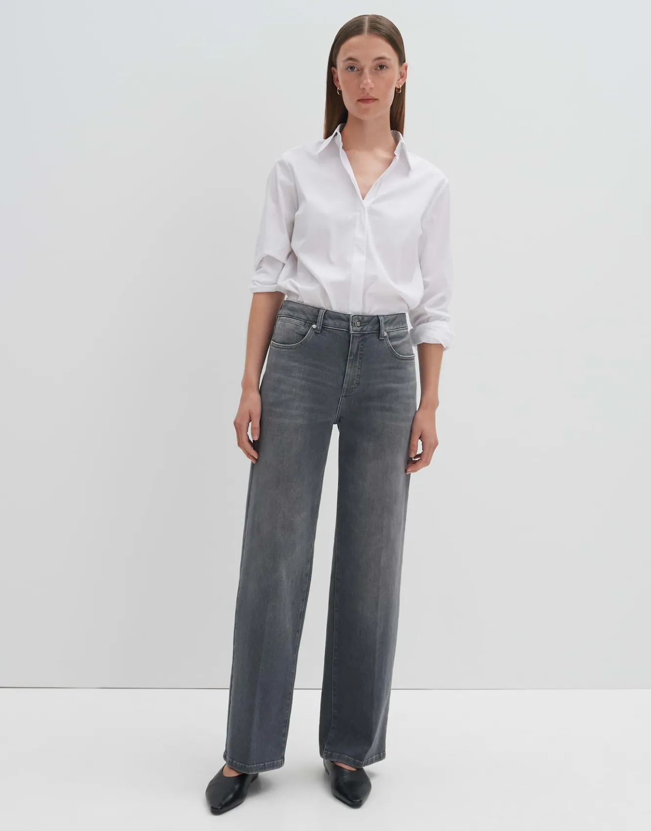 wide_leg_jeans_cellma_iconic_grau_online_bestellen_0.webp OPUS Wide Leg Jeans Cellma Iconic Grau Online Bestellen^Damen Jeans
