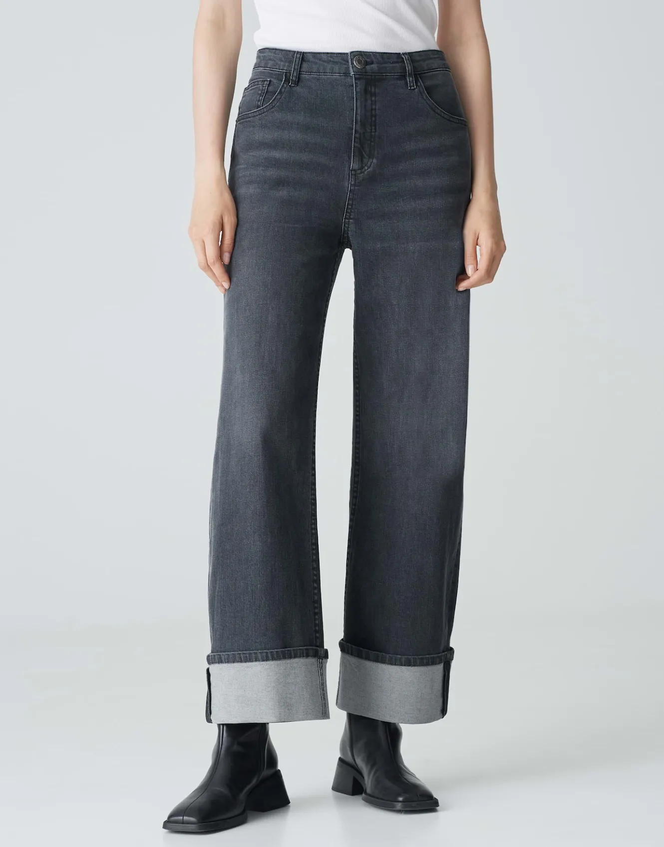 wide_leg_jeans_marli_turn_up_grau_online_bestellen_1.webp OPUS Wide Leg Jeans Marli Turn Up Grau Online Bestellen^Damen Jeans