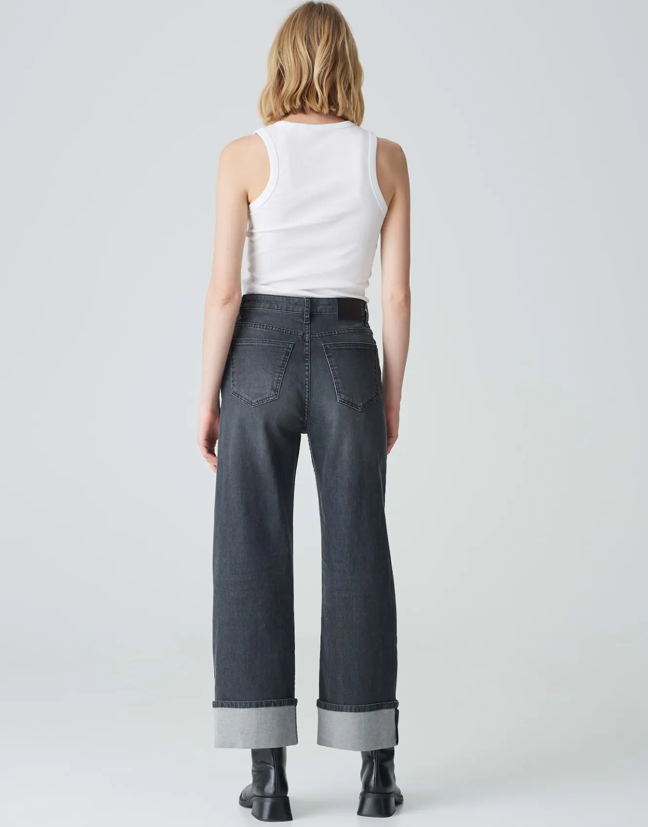 wide_leg_jeans_marli_turn_up_grau_online_bestellen_2.webp OPUS Wide Leg Jeans Marli Turn Up Grau Online Bestellen^Damen Jeans