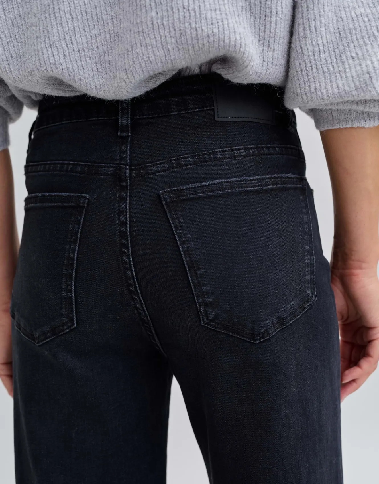wide_leg_jeans_mivy_schwarz_online_bestellen_5.webp OPUS Wide Leg Jeans Mivy Schwarz Online Bestellen^Damen Jeans