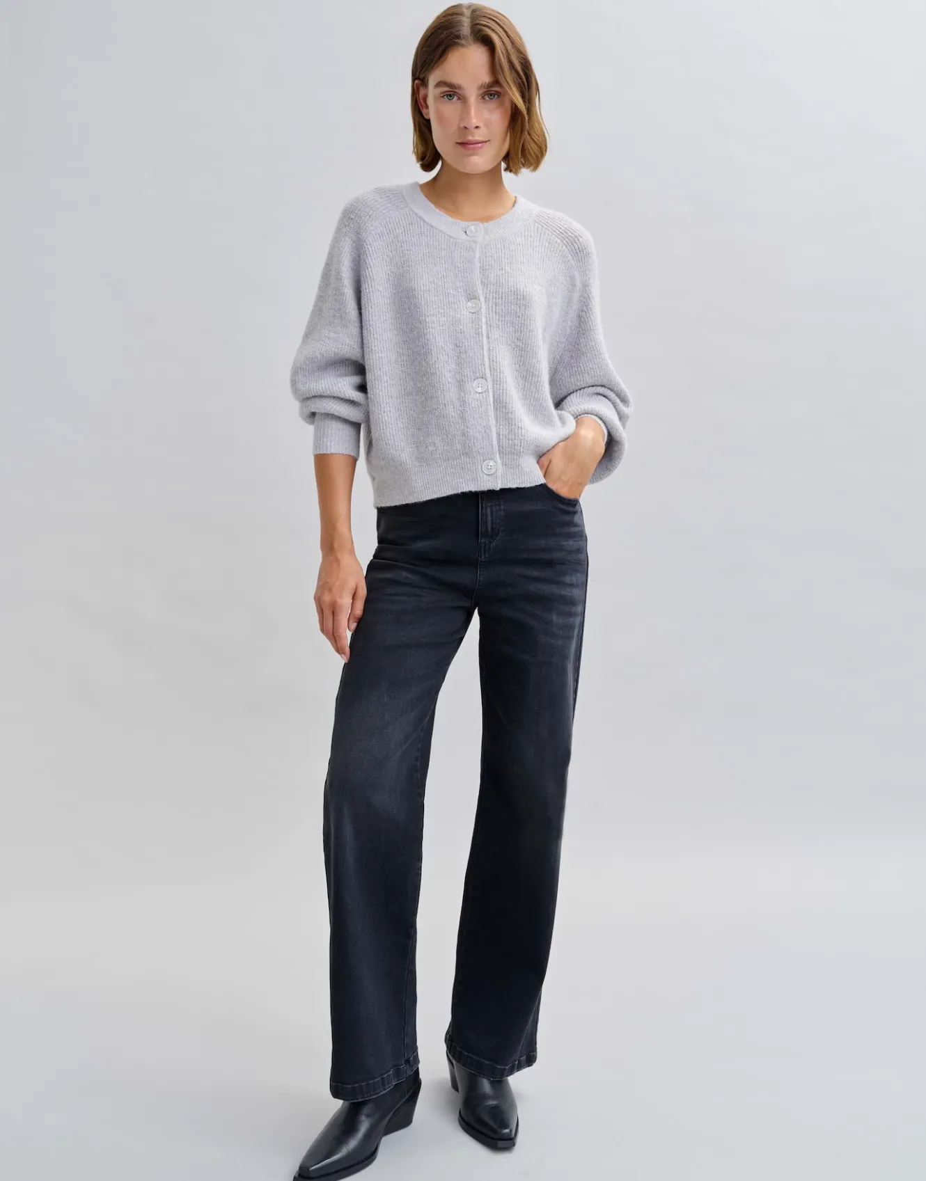 wide_leg_jeans_mivy_schwarz_online_bestellen_6.webp OPUS Wide Leg Jeans Mivy Schwarz Online Bestellen^Damen Jeans