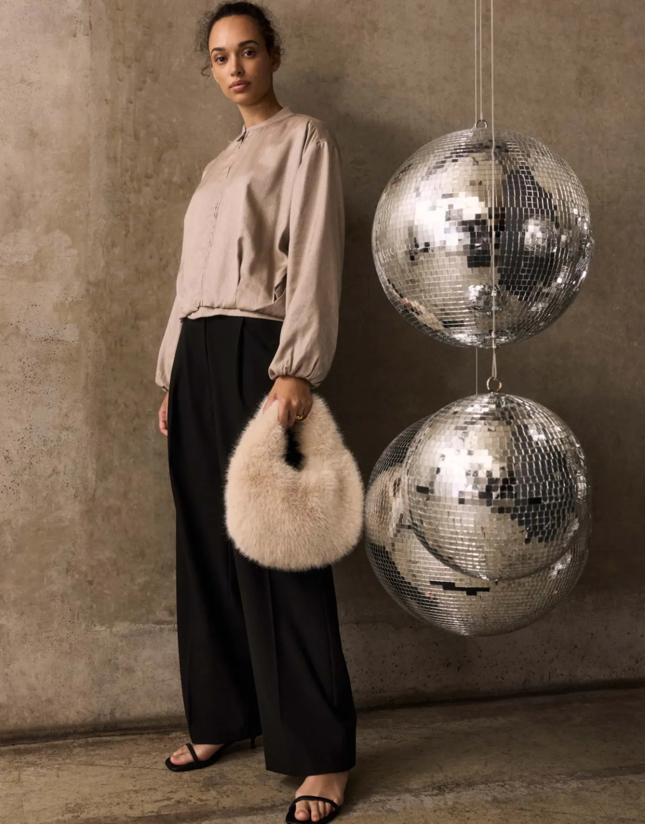 wide_leg_pants_mariena_schwarz_online_bestellen_8.webp OPUS Wide Leg Pants Mariena Schwarz Online Bestellen^Damen Hosen