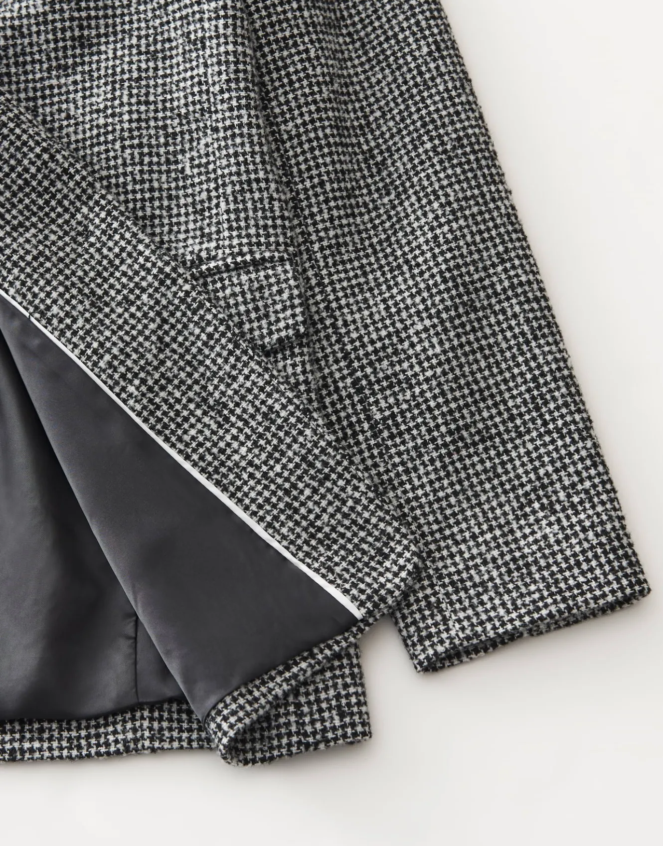 wollblazer_jendala_schwarz_online_bestellen_10.webp OPUS Wollblazer Jendala Schwarz Online Bestellen^Damen Blazer / Westen