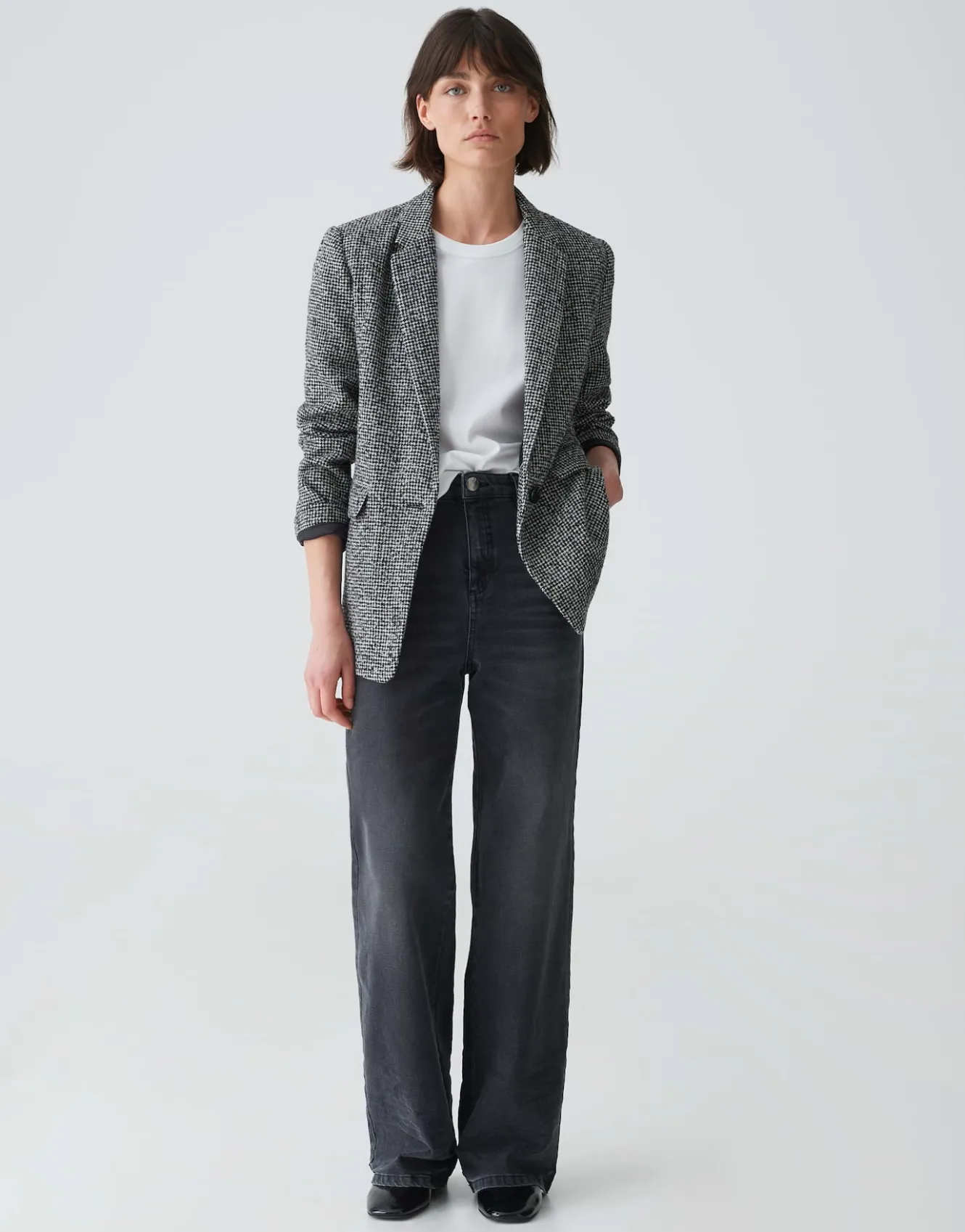 wollblazer_jendala_schwarz_online_bestellen_7.webp OPUS Wollblazer Jendala Schwarz Online Bestellen^Damen Blazer / Westen